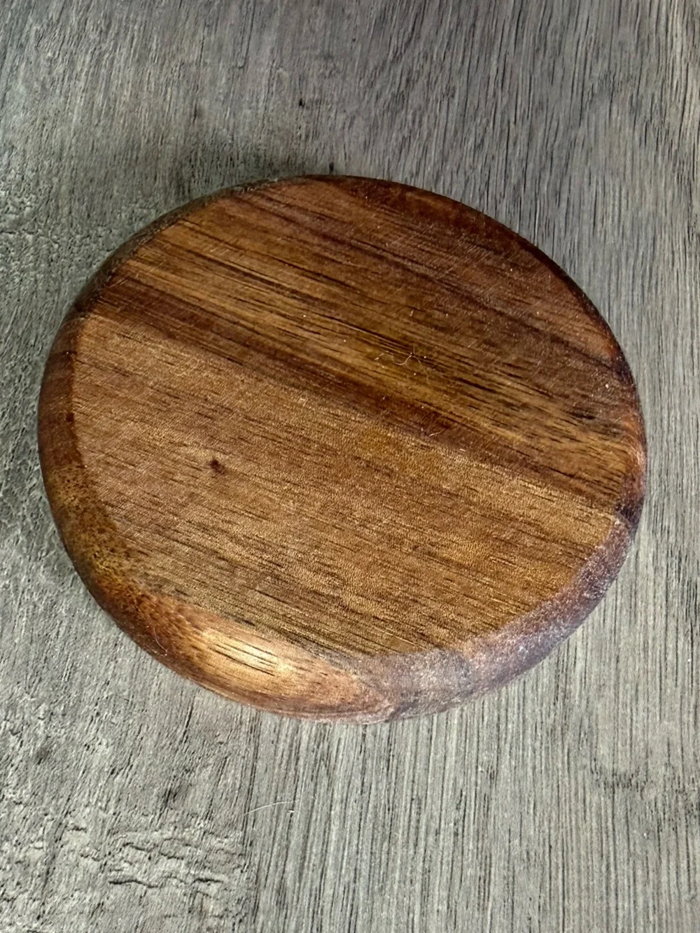 Round Wooden Trinket Dish with Engraved Floral Monogram 'I'